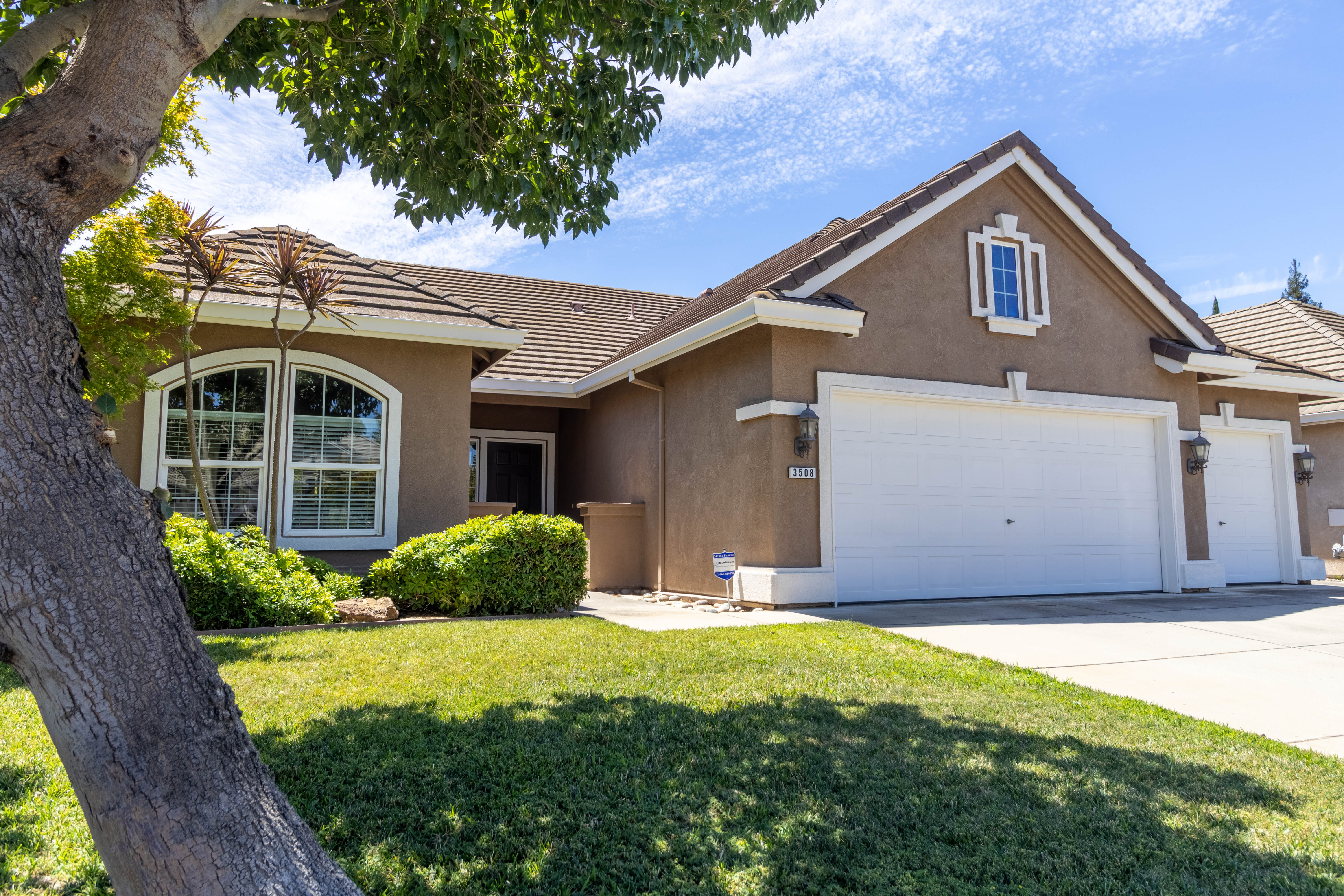 Front Exterior 3